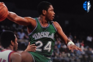 独行侠官方：将在1月30日的比赛退役名宿马克-阿吉雷的24号球衣