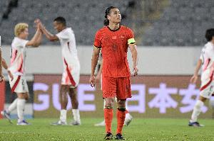 媒体人：国足下一任主帅只能是外教才对；国安新帅11月不一定到位