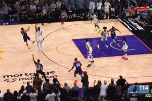 相信球星！太阳最后时刻不喊停布克直接绝杀三分可惜不中