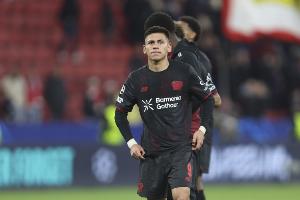 记者：埃切维里不满意自己在勒沃库森的出场时间，希望重返河床