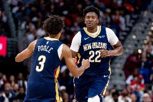 敢打敢拼！鹈鹕13号秀奎因7中5 拿到12分8板7助4断&正负值达+13