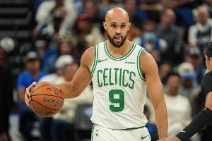 功亏一篑！德里克-怀特超远三分绝杀失手&科塔补篮也丢 绿军落败