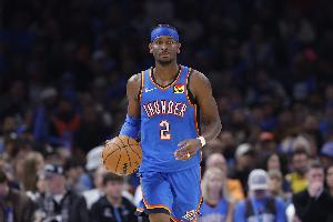 连续85场得分20+！亚历山大第三节未过半 通过罚球砍下第20分！