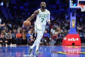 轻轻松松！杰伦·布朗仅25分钟16中8拿到19分6板6助