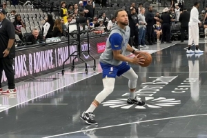 库里穿科6！解说：原来库里也喜欢这双 没有利益才能显示真实喜好