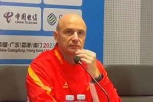 四川全运女篮主教练：银牌不符合球队的预期和目标 我们想要金牌