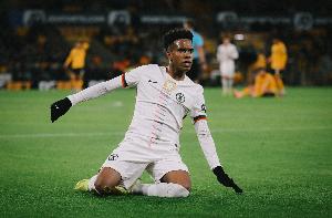 英媒：切尔西即将与甲骨文达成胸前赞助协议，赞助金额尚不清楚