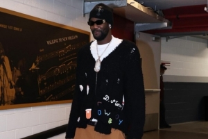 动力在这里！艾顿晒照：伤痛让我更加明智 痛苦化作我的力量