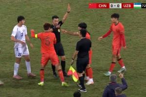 汪士钦直红！U22国足少打一人